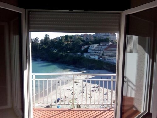Apartment 3 Bedrooms with WiFi and Sea views