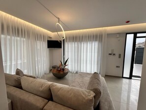 Villa | 6 bedrooms - Elegant and Stylish Villas Complex in Crete (Hersonissos)