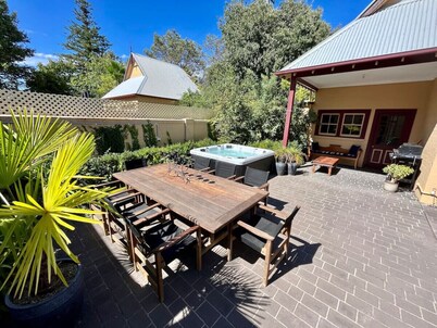 Porters Cottage Oasis | Hot Tub • Pet Friendly • Walk to Dean Street