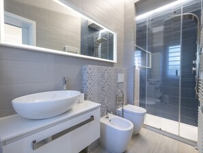 Villa, 3 chambres, fumeurs, piscine privée | Équipements de salle de bain