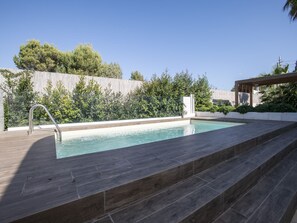 Villa, 4 habitaciones, para fumadores, alberca privada | Jardín