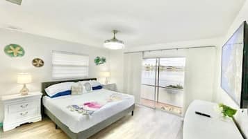 3 slaapkamers, een strijkplank/strijkijzer, reisbedje, wifi