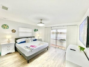 3 bedrooms, iron/ironing board, travel crib, WiFi