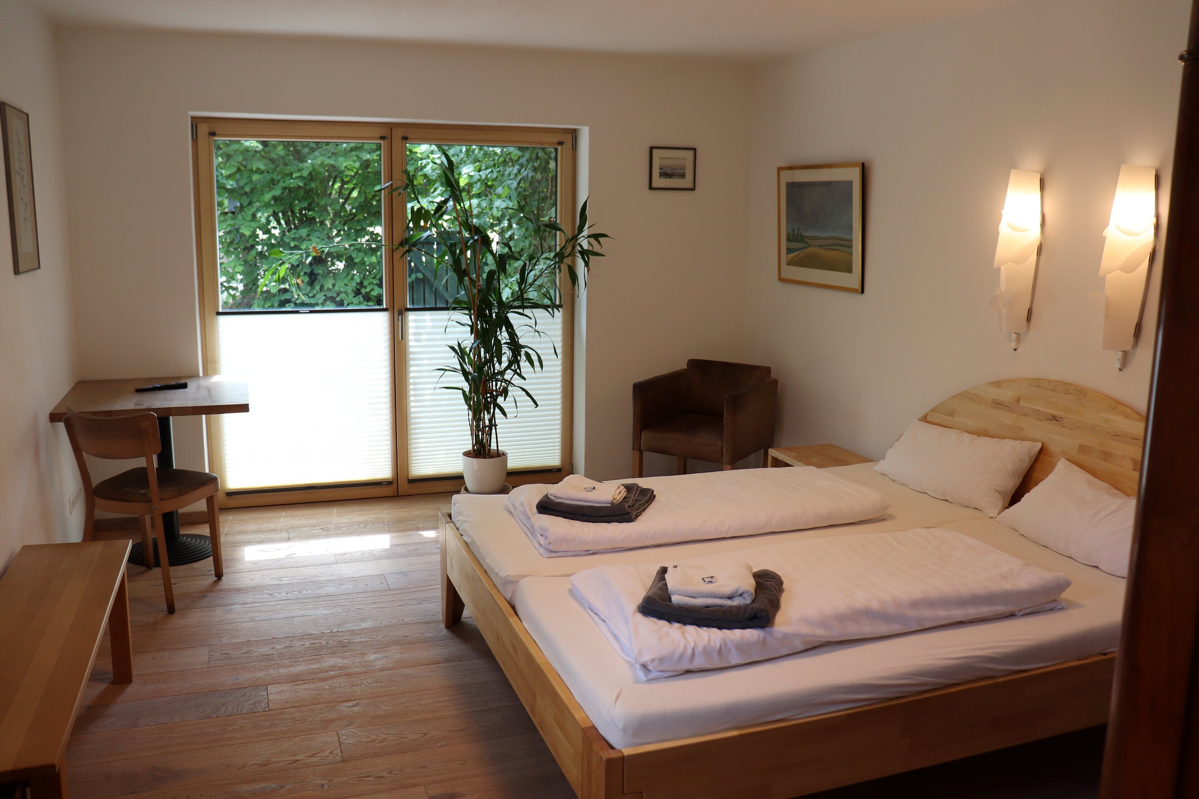 Condo estándar, con acceso para personas discapacitadas, para no fumadores | Insonorización, wifi gratis y ropa de cama 