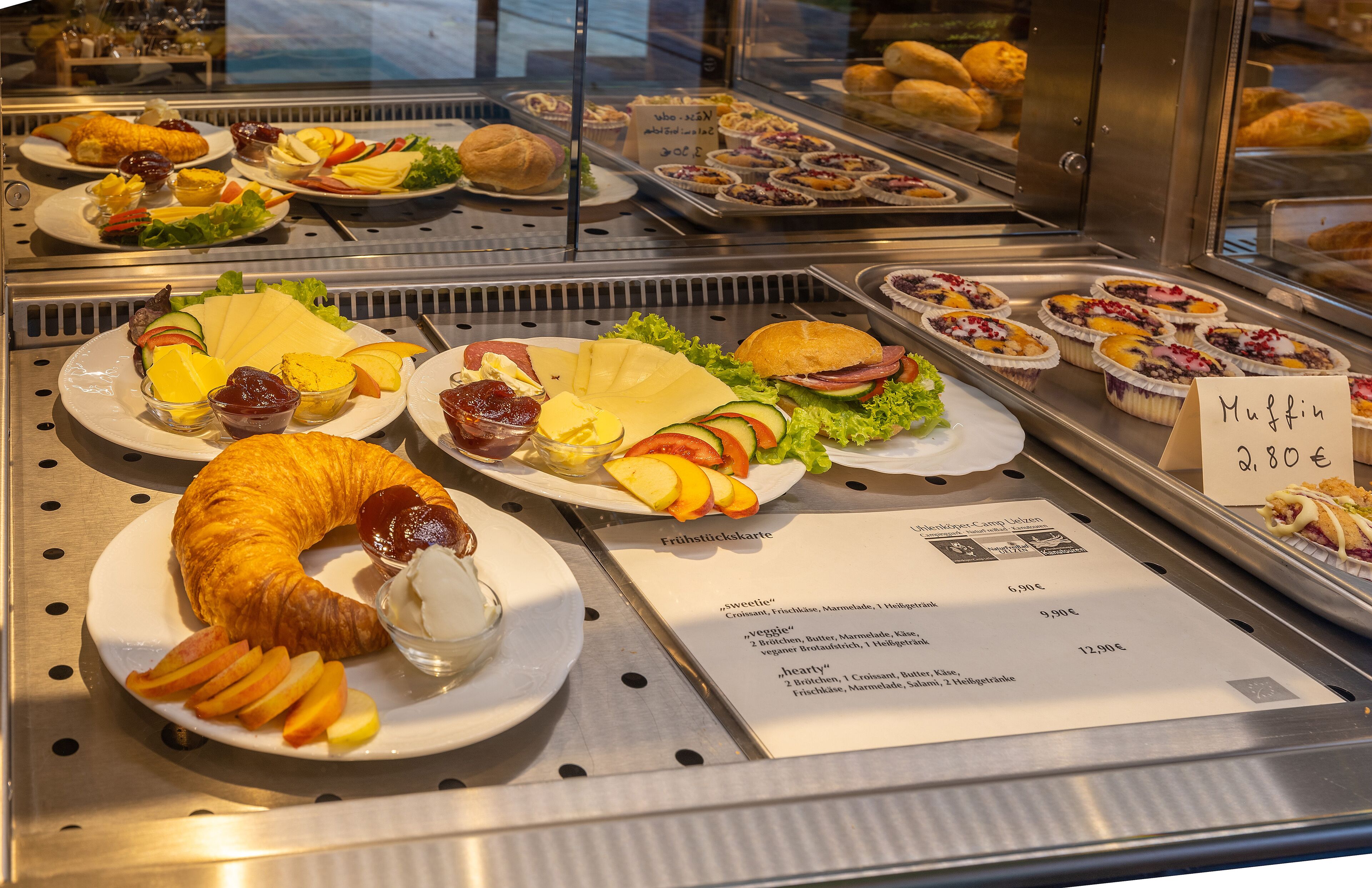 Bữa sáng buffet
