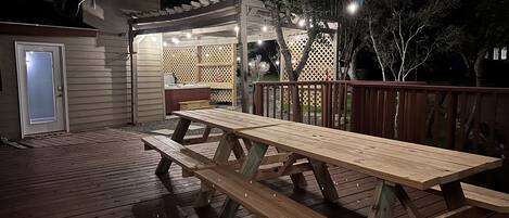 Outdoor dining