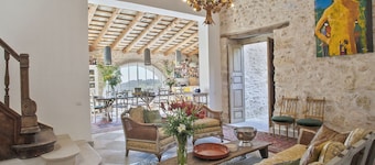 Exquisitely renovated 2500sqm Typical Catalan Villa in the heart of Natural Park