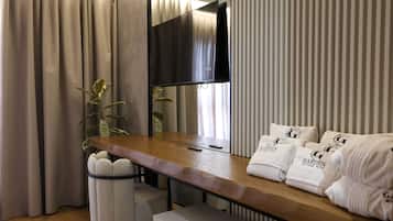 Standard Double Room | In-room safe, desk, blackout drapes, free WiFi
