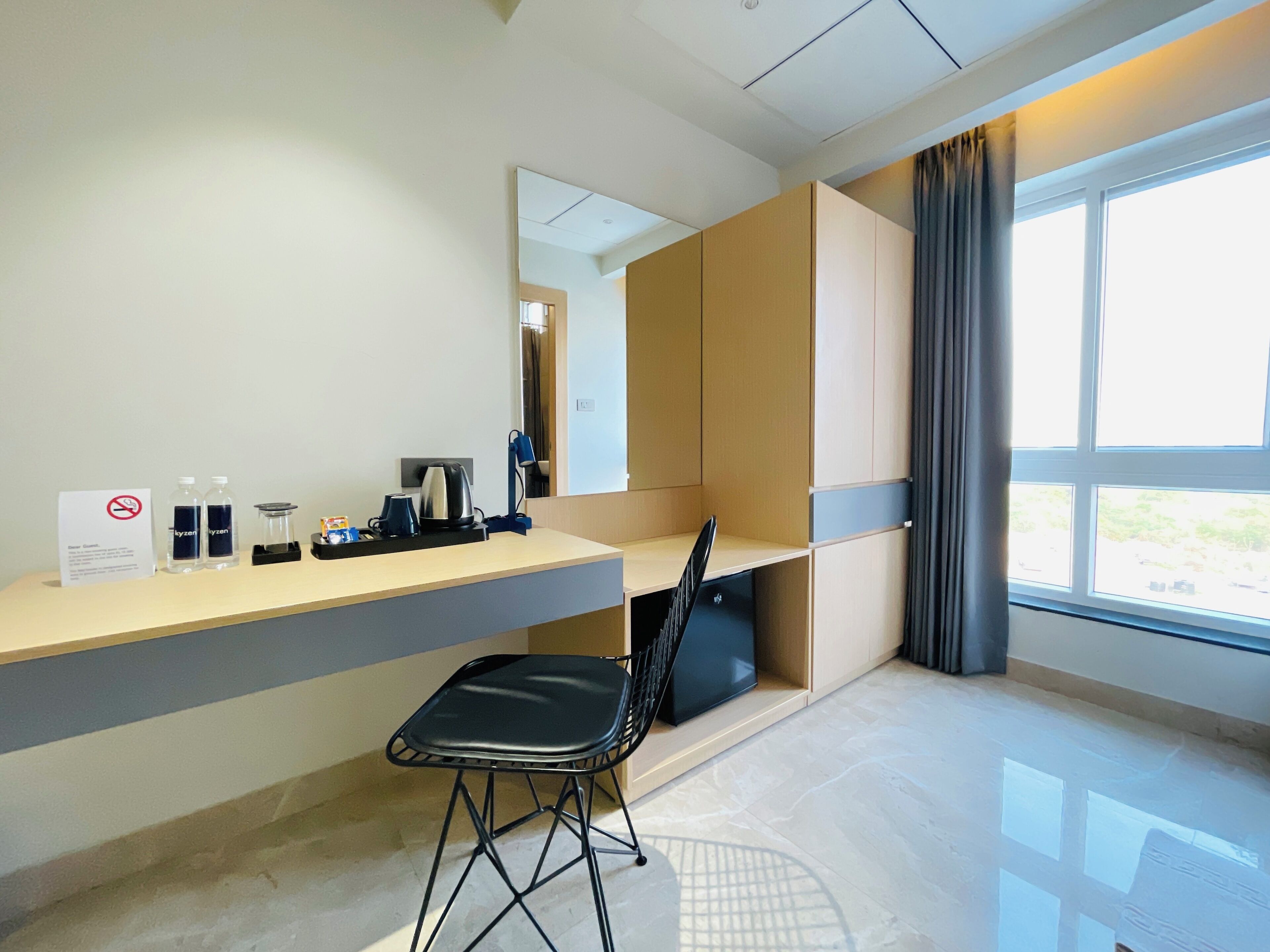 Photo - Hotel Kyzen HiTech City- Your Zenly Stay