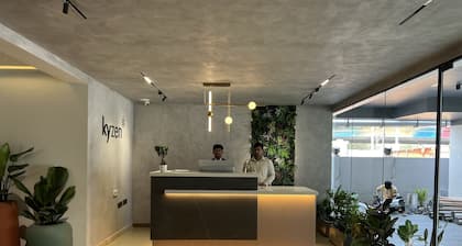 Hotel Kyzen HiTech City- Your Zenly Stay