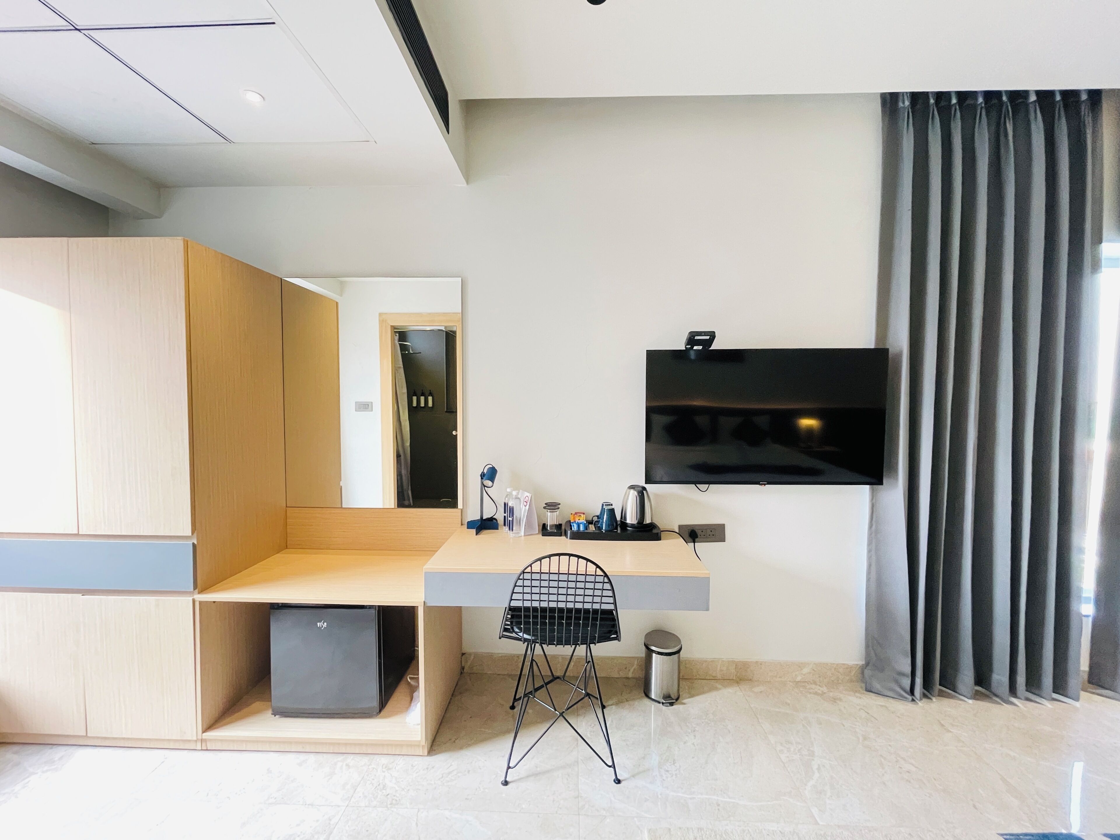 Photo - Hotel Kyzen HiTech City- Your Zenly Stay