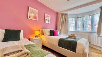 1 chambre, fer et planche Ă  repasser, lit parapluie, accĂšs Internet