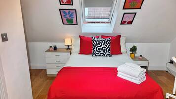 1 soveværelse, strygejern/strygebræt, internetforbindelse, sengetøj