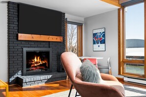 Interior - Sweet Retreat (Leland)