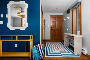 Unclassified image, 4 of 51, button - Sweet Retreat (Leland)
