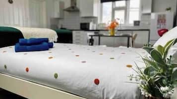 1 bedroom, iron/ironing board, WiFi, bed sheets