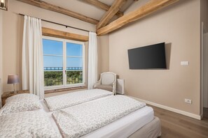 4 Schlafzimmer, Bügeleisen/Bügelbrett, WLAN, Bettwäsche