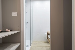 Hair dryer, towels, toilet paper - Studio apartment A in old part of town - center but in a quiet neighborhood (Split)