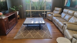 Téléviseur, chaîne audio