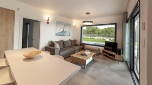 Villa Olivia with Heated Pool | Oppholdsområde