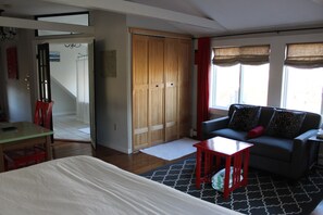 3 chambres, fer et planche Ă repasser, Wi-Fi, draps fournis