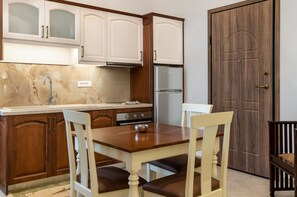 Dining - The Owl House - Studio #2 (Chania)