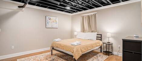 5 bedrooms, iron/ironing board, travel crib, free WiFi