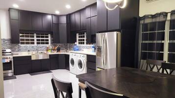 냉장고, 전자레인지, 오븐, 쿡탑