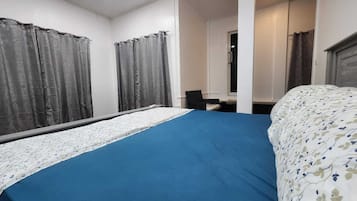 5 bedrooms, iron/ironing board, free WiFi, bed sheets