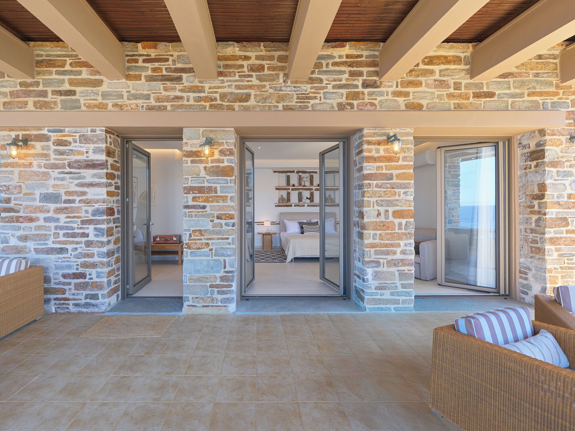 King Suite with Sea View and Hot Tub | Premium bedding, minibar, in-room safe, soundproofing