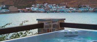 Keos by the Sea
