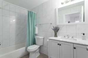 Apartment | Badezimmer