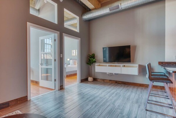 2 habitaciones y acceso a internet