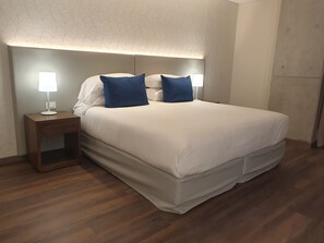 Rom – executive | Sengetøy i egyptisk bomull, sengetøy av topp kvalitet og dundyner