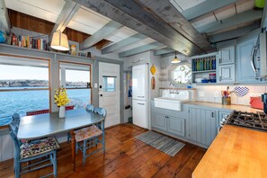 Fridge, microwave, oven, stovetop - Ole Greeley Cottage - Classic oceanfront, pet-friendly Bailey Island cottage (Bailey Island)