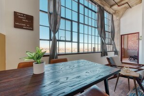 Apartment | 2 bedrooms, Internet
