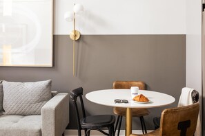Apartment | 2 bedrooms - Sosuite 2BR Loft w W/d, Shared Roofdeck (Philadelphia)