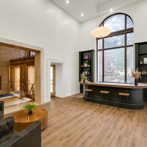 Apartment | 1 bedroom, Internet - Sosuite 1BR Apt w W D Gym Lounge Park View (Philadelphia)