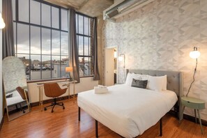 Apartment | 2 bedrooms - Sosuite 2BR Apt w W/d, Gym, On-site Restaurant (Philadelphia)