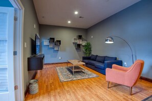 公寓 | 2 間臥室、網路服務