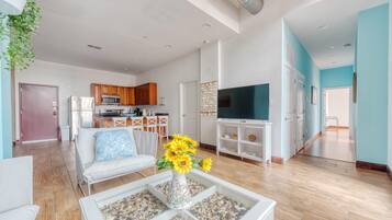 Apartment | 2 bedrooms, Internet