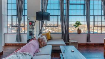 Apartment | 2 bedrooms, Internet