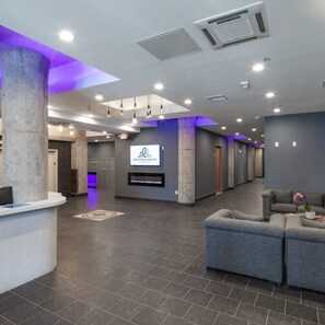 Apartment | 2 bedrooms, Internet - Sosuite 2BR Penthouse w Balcony W D Gym (Philadelphia)
