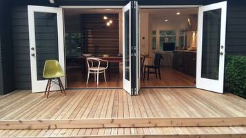 House, 2 Bedrooms | Terrace/patio