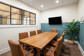 Apartment, Accessible | 1 bedroom - Sosuite Studio Acc. w Shared W/d, Gym, Lounge (Philadelphia)