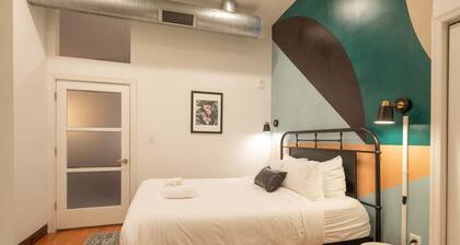 Sosuite 2BR Apt w W/d, Gym, On-site Restaurant