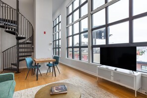 Apartment - Sosuite Corner 2BR Loft w W D Shared Roofdeck (Philadelphia)
