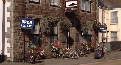 Mount View Hotel B&B