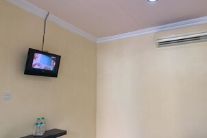 Standard Double Room | Bed sheets