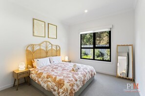 4 bedrooms, iron/ironing board, travel cot, WiFi